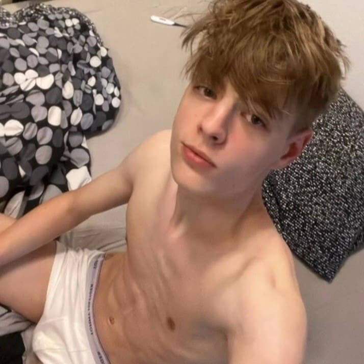 anepicboy, hot, blond twink, toned body, angelic features, blue eyes, leaked pics, vacation, naked, cum, abs